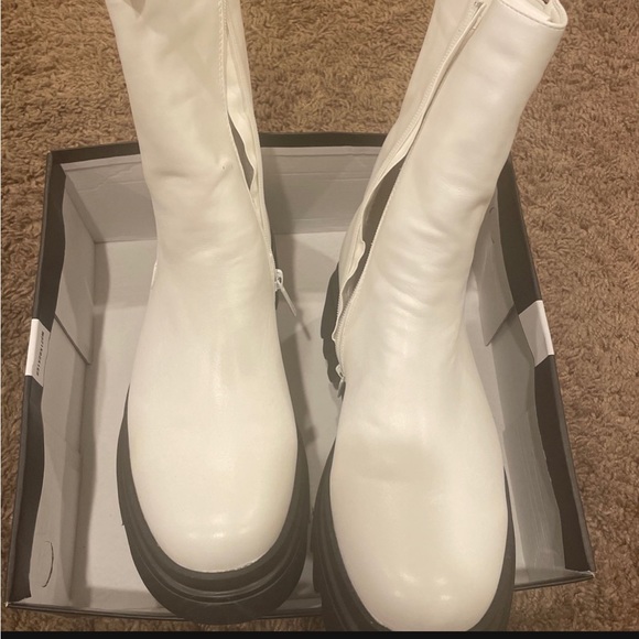 Cute boots, new, never worn. Size 11 but they’re cut small like 10, 10 1/2. - Picture 4 of 4